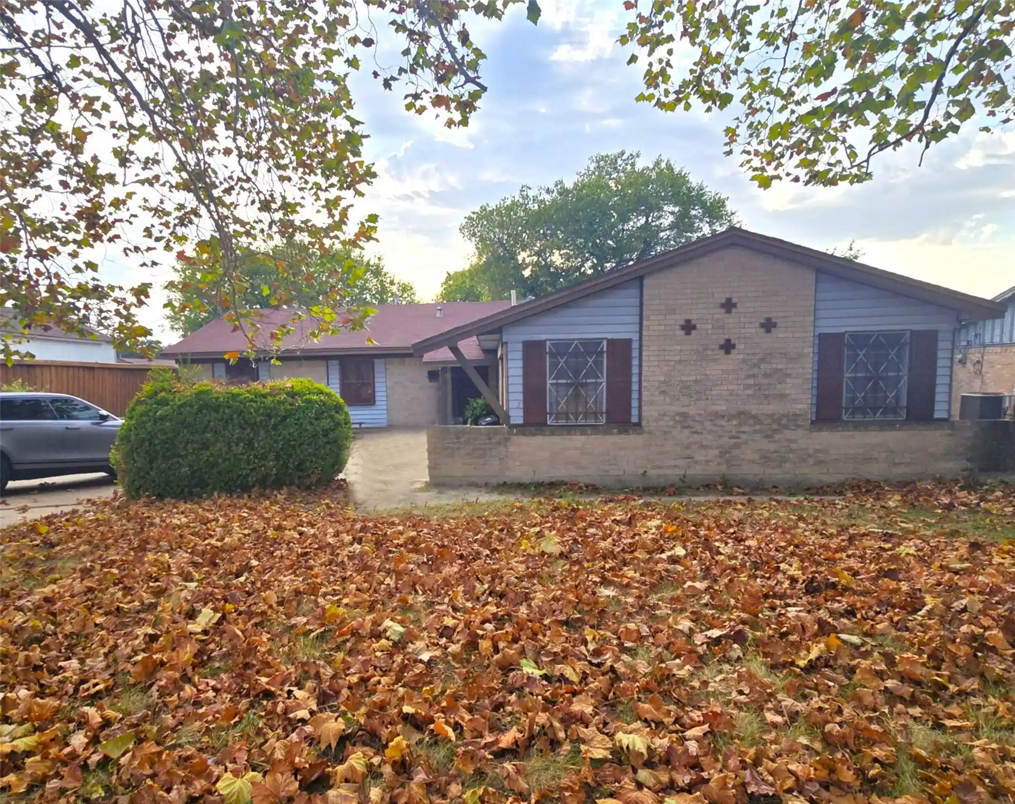 Photo 1 of Single family home for sale at 7309 Broken Tree Trl, Dallas, TX 75232 | MLS# 21391015 | Listing updated on 2026-10-22