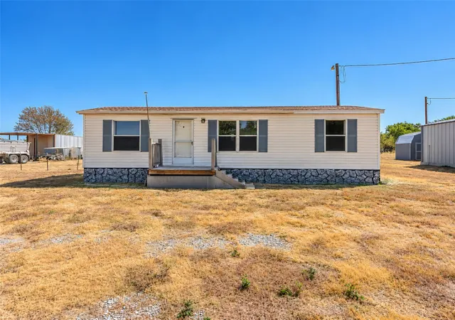 Photo 2 of Sale Pending at 136 Private Rd 4907, Haslet, TX 76052 | MLS# 21391022 | Listing updated on 2026-10-03
