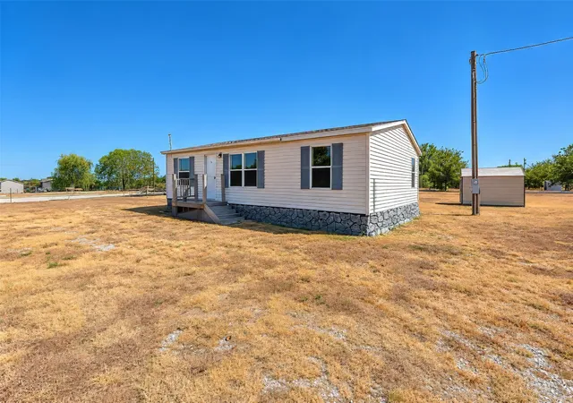 Photo 3 of Sale Pending at 136 Private Rd 4907, Haslet, TX 76052 | MLS# 21391022 | Listing updated on 2026-10-03