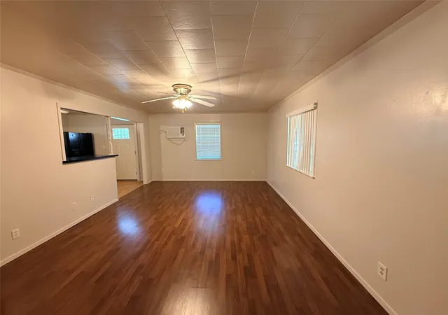 Photo 3 of Single family home for sale at 9669 Lakeland Loop, Quinlan, TX 75474 | MLS# 21390178 | Listing updated on 2026-10-02