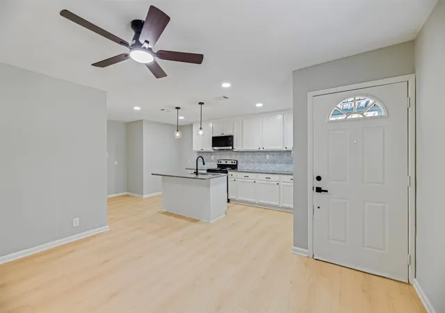 Photo 3 of Single family home for sale at 6416 Ava Ct Dr, Fort Worth, TX 76112 | MLS# 21355875 | Listing updated on 2026-09-19