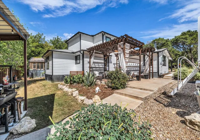 Photo 3 of Single family home for sale at 9340 Apache Trl, Rio Vista, TX 76093 | MLS# 21391053 | Listing updated on 2026-09-23