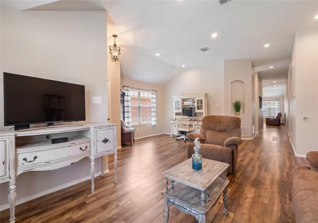 Photo 2 of Single family home for sale at 11717 Pinyon Pine Dr, Fort Worth, TX 76244 | MLS# 21388263 | Listing updated on 2026-10-06