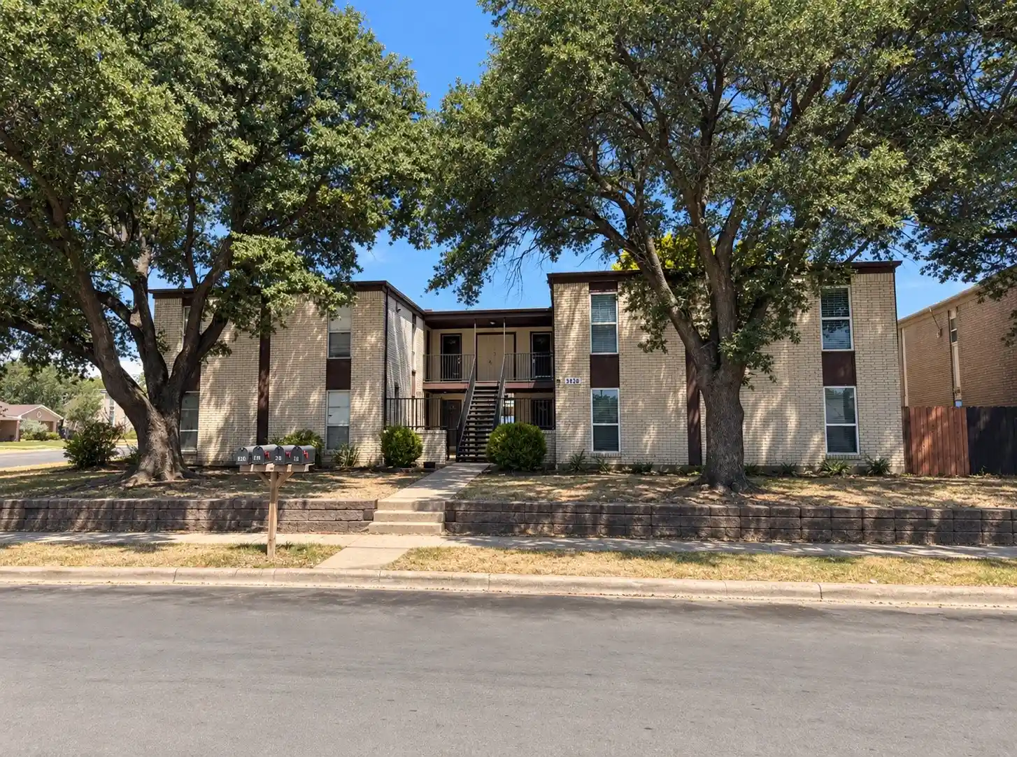 Multi family home for sale at 3828 Cibolo Dr, Fort Worth, TX 76133 | MLS# 21384822