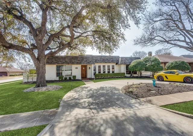 Photo 1 of Single family home for sale at 1008 Morningstar Trl, Richardson, TX 75081 | MLS# 21391057 | Listing updated on 2026-09-19