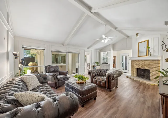 Photo 4 of Single family home for sale at 6038 Blue Mist Ln, Dallas, TX 75248 | MLS# 21386600 | Listing updated on 2026-09-26