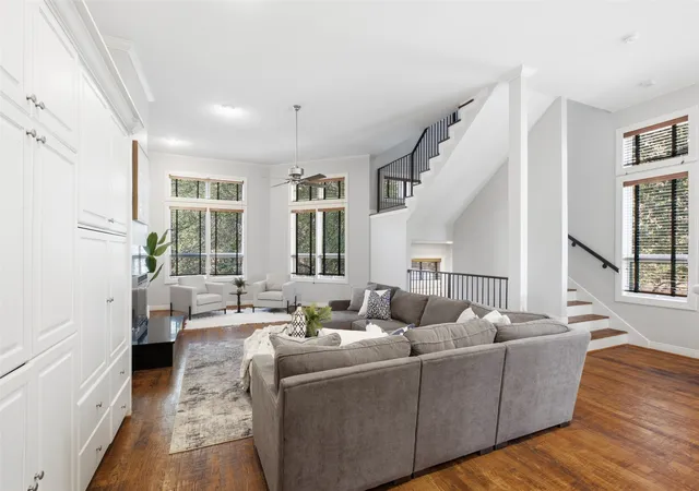 Photo 3 of Townhouse for sale at 5012 Morris Ave, Addison, TX 75001 | MLS# 21385627 | Listing updated on 2026-10-09