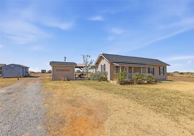 Photo 1 of Single family home for sale at 6723 Cr 403, Stephenville, TX 76401 | MLS# 21391205 | Listing updated on 2026-09-21