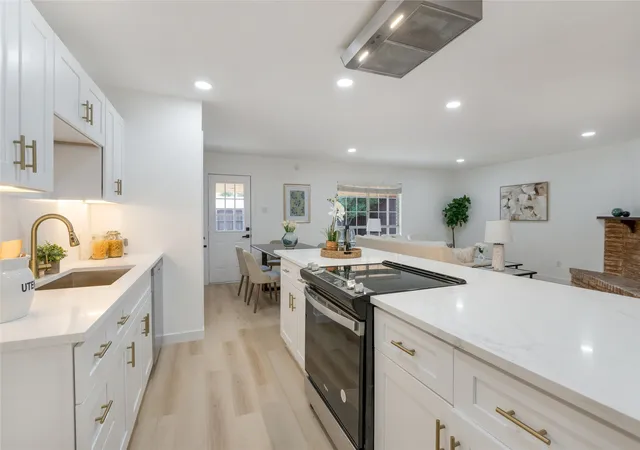 Photo 2 of Single family home for sale at 5208 Knox Dr, The Colony, TX 75056 | MLS# 21390835 | Listing updated on 2026-10-06