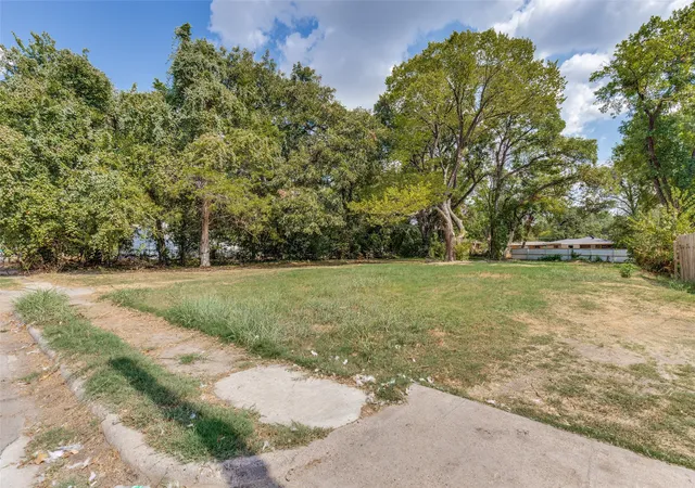 Photo 2 of Land for sale at 3014 Reed Ln, Dallas, TX 75215 | MLS# 21391172 | Listing updated on 2026-09-20