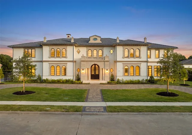 Photo 1 of Mansion for sale at 402 Lakeway Dr, Allen, TX 75013 | MLS# 21343406 | Listing updated on 2026-09-20
