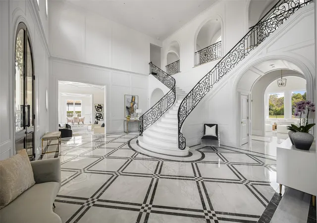 Photo 2 of Mansion for sale at 402 Lakeway Dr, Allen, TX 75013 | MLS# 21343406 | Listing updated on 2026-09-20