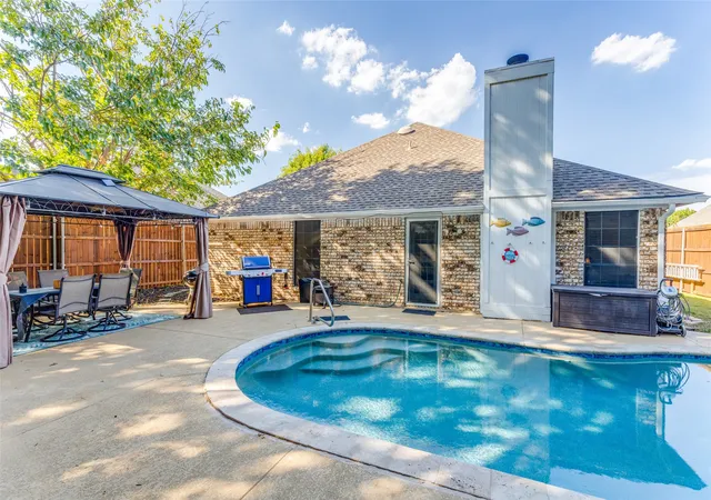 Photo 25 of Sale Pending at 6032 Hilltop Dr, Watauga, TX 76148 | MLS# 21380804 | Listing updated on 2026-10-07