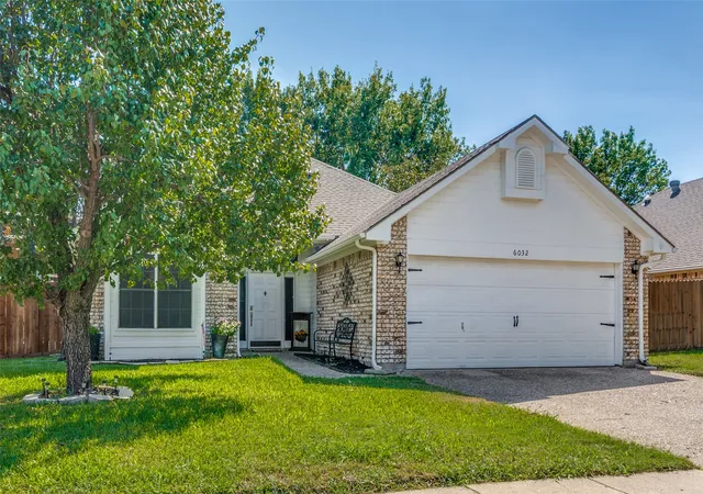 Photo 2 of Sale Pending at 6032 Hilltop Dr, Watauga, TX 76148 | MLS# 21380804 | Listing updated on 2026-10-07