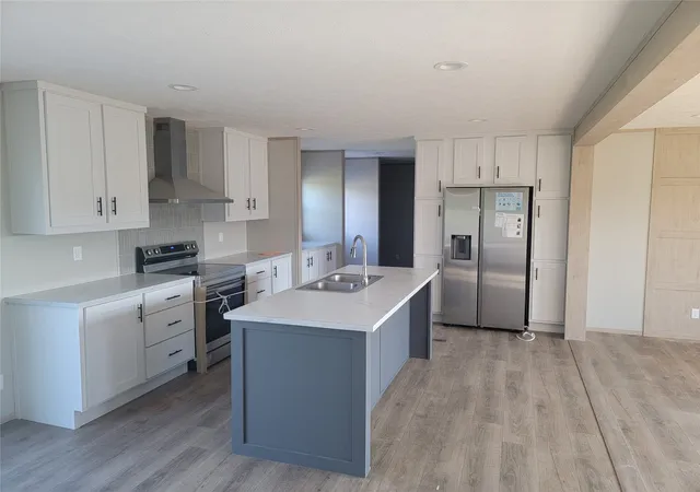 Photo 3 of Manufactured home for sale at 355 Largo St, Bonham, TX 75418 | MLS# 21391238 | Listing updated on 2026-09-21
