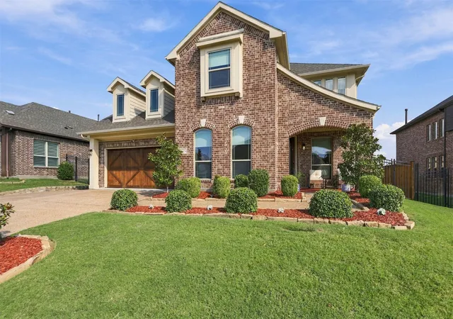 Single family home for sale at 1515 Eminence Ln, Wylie, TX 75098 | MLS# 21390971