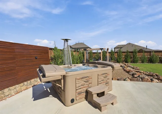 Photo 3 of Single family home for sale at 1515 Eminence Ln, Wylie, TX 75098 | MLS# 21390971 | Listing updated on 2026-10-09