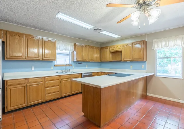Photo 2 of Single family home for sale at 4018 Brook Holw Dr, Abilene, TX 79605 | MLS# 21390712 | Listing updated on 2026-10-09