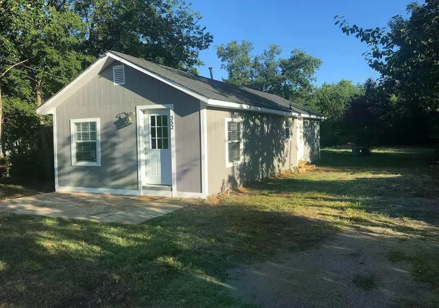 Photo 1 of Multi family home for sale at 352 E Archer St, Jacksboro, TX 76458 | MLS# 21366930 | Listing updated on 2026-09-20