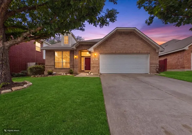 Photo 1 of Single family home for sale at 2117 Clubside Dr, Corinth, TX 76210 | MLS# 21391299 | Listing updated on 2026-10-07