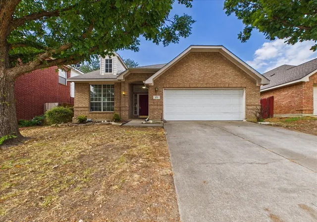 Photo 2 of Single family home for sale at 2117 Clubside Dr, Corinth, TX 76210 | MLS# 21391299 | Listing updated on 2026-10-07