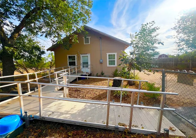 Photo 2 of Single family home for sale at 211 Lucas Dr, Early, TX 76802 | MLS# 21391322 | Listing updated on 2026-09-21