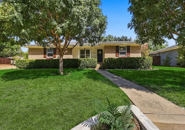 Photo 1 of Single family home for sale at 8805 Westfield Dr, Dallas, TX 75243 | MLS# 21387227 | Listing updated on 2026-09-27