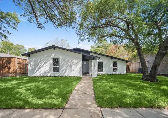 Photo 1 of Single family home for sale at 3225 Collins Blvd, Garland, TX 75044 | MLS# 21391376 | Listing updated on 2026-10-07