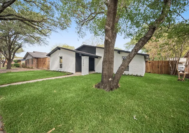 Photo 3 of Single family home for sale at 3225 Collins Blvd, Garland, TX 75044 | MLS# 21391376 | Listing updated on 2026-10-07