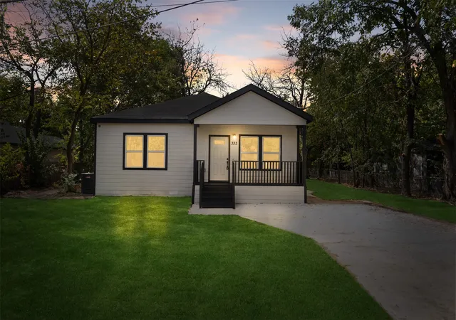 Photo 2 of Sale Pending at 333 Levant Ave, Dallas, TX 75217 | MLS# 21361933 | Listing updated on 2026-09-28
