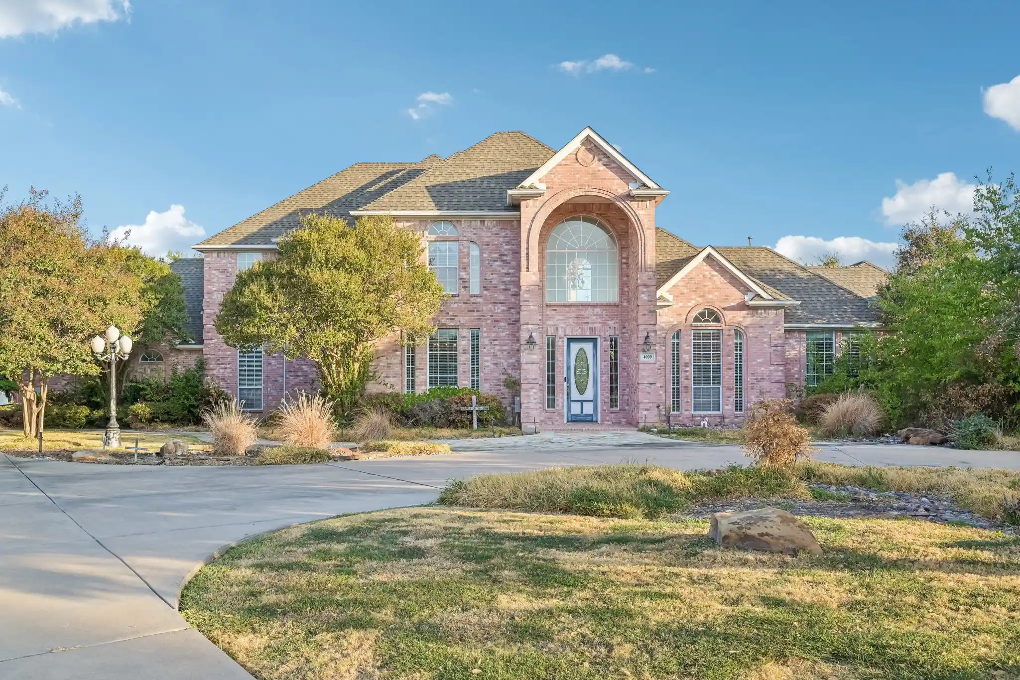 Photo 1 of Single family home for sale at 4009 Rosebud Dr, Rowlett, TX 75089 | MLS# 21391148 | Listing updated on 2026-10-16