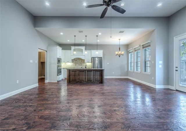 Photo 3 of Single family home for sale at 3005 Dry Crk Ct, Decatur, TX 76234 | MLS# 21391423 | Listing updated on 2026-09-21