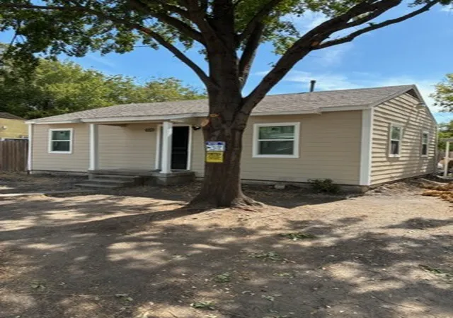 Photo 2 of Single family home for sale at 3048 Lanoue Dr, Dallas, TX 75220 | MLS# 21391135 | Listing updated on 2026-09-22
