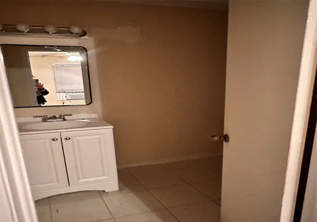 Photo 3 of Single family home for sale at 106 N Mill St, Bowie, TX 76230 | MLS# 21391481 | Listing updated on 2026-09-21