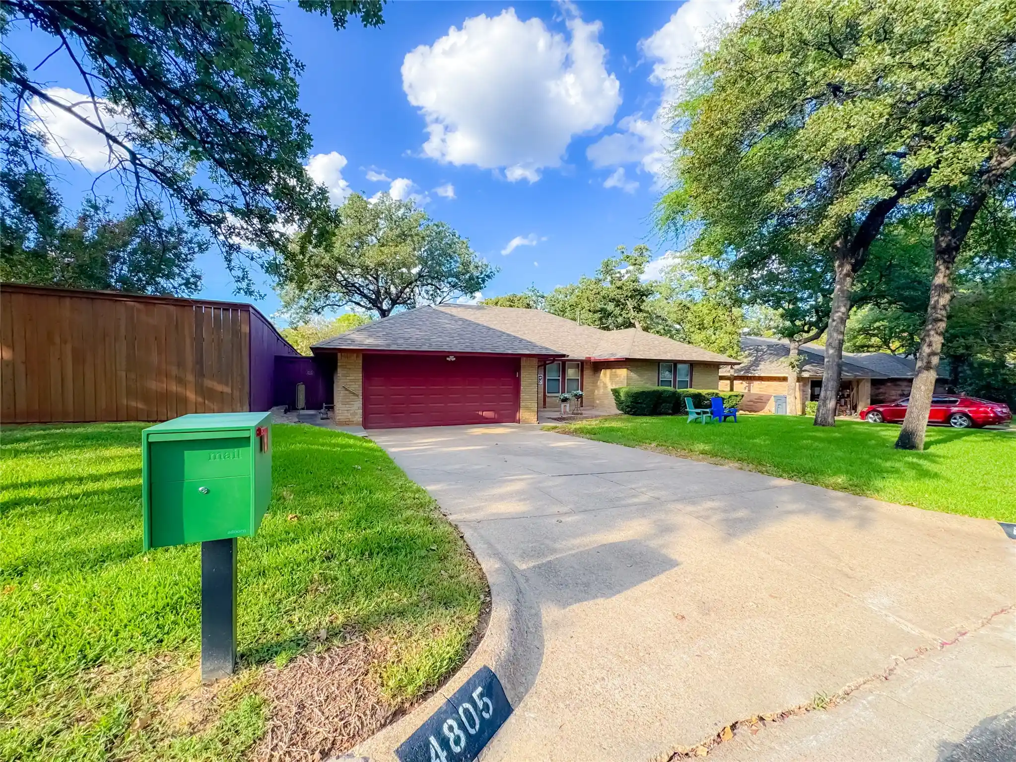 Single family home for sale at 4805 Bonneville Dr, Arlington, TX 76016 | MLS# 21391522