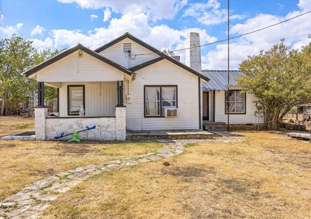 Photo 1 of Single family home for sale at 234 County Rd 127, Carlton, TX 76436 | MLS# 21391532 | Listing updated on 2026-09-21