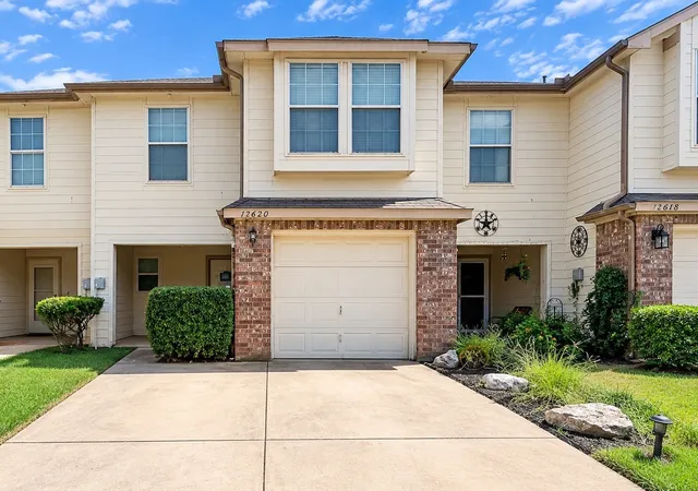 Photo 1 of Townhouse for sale at 12620 Bay Ave, Euless, TX 76040 | MLS# 21391348 | Listing updated on 2026-10-03