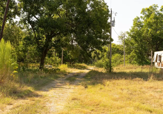 Photo 3 of Land for sale at 5 S Acres +  Faye Ln, Whitesboro, TX 76273 | MLS# 21391612 | Listing updated on 2026-09-21
