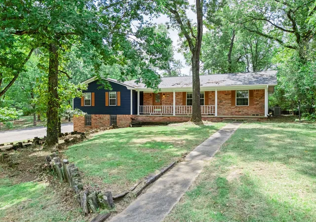 Photo 40 of Single family home for sale at 516 Azalea Ln, Mount Pleasant, TX 75455 | MLS# 21391461 | Listing updated on 2026-10-04