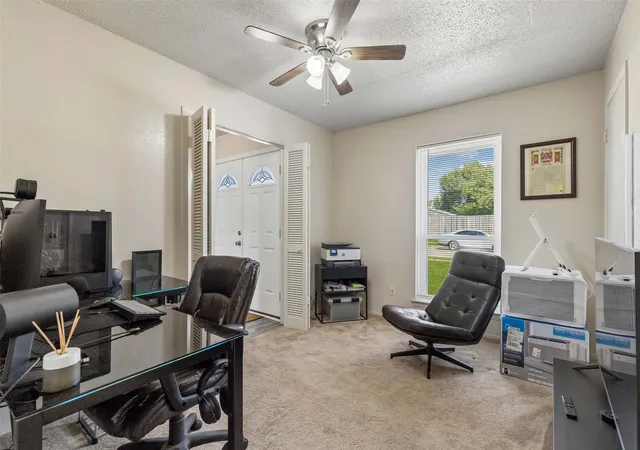 Photo 3 of Single family home for sale at 910 Quebec Dr, Garland, TX 75040 | MLS# 21390641 | Listing updated on 2026-10-03