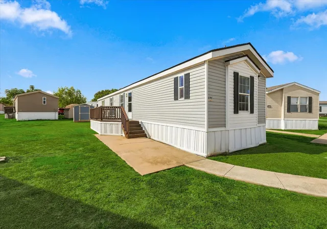 Photo 2 of Manufactured home for sale at 11701 Rosemary Ct #160, Fort Worth, TX 76244 | MLS# 21391679 | Listing updated on 2026-10-02