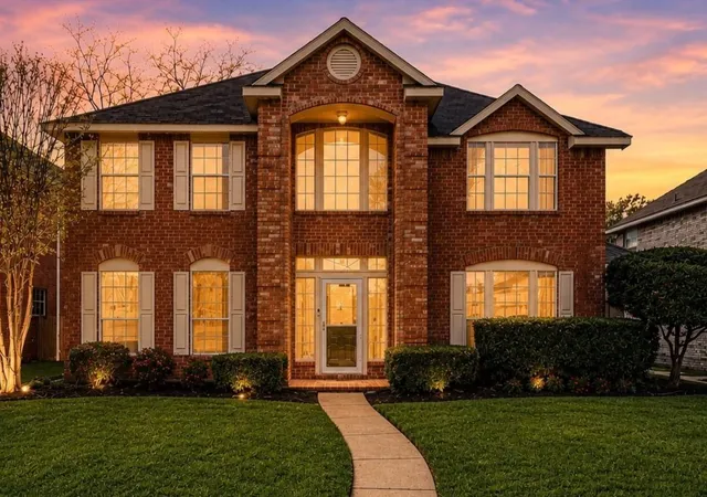 Photo 1 of Single family home for sale at 2829 Panorama Dr, Carrollton, TX 75007 | MLS# 21391696 | Listing updated on 2026-10-02