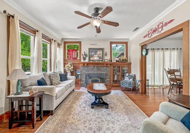 Photo 3 of Single family home for sale at 125 S Bell St, De Leon, TX 76444 | MLS# 21391726 | Listing updated on 2026-10-03