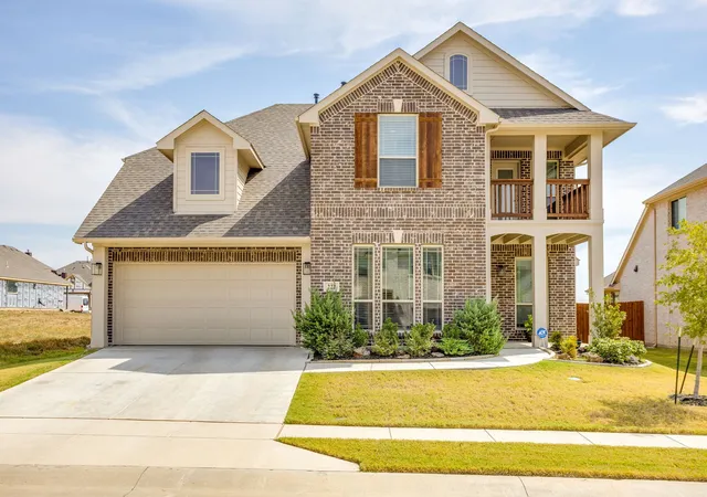 Photo 1 of Single family home for sale at 222 Shawnee Trl, Alvarado, TX 76009 | MLS# 21389855 | Listing updated on 2026-10-05