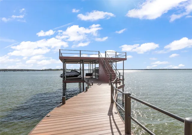 Photo 3 of Mansion for sale at 241 Loon Bay Dr, Gun Barrel City, TX 75156 | MLS# 21390217 | Listing updated on 2026-09-22