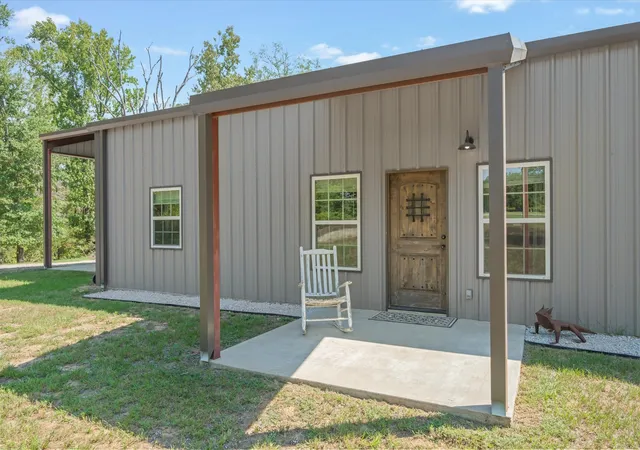 Photo 3 of Single family home for sale at 1137 Vz County Rd 4602, Ben Wheeler, TX 75754 | MLS# 21389328 | Listing updated on 2026-09-24