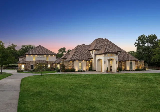 Photo 3 of Mansion for sale at 1609 Cheek Sparger Rd, Colleyville, TX 76034 | MLS# 21382929 | Listing updated on 2026-10-07