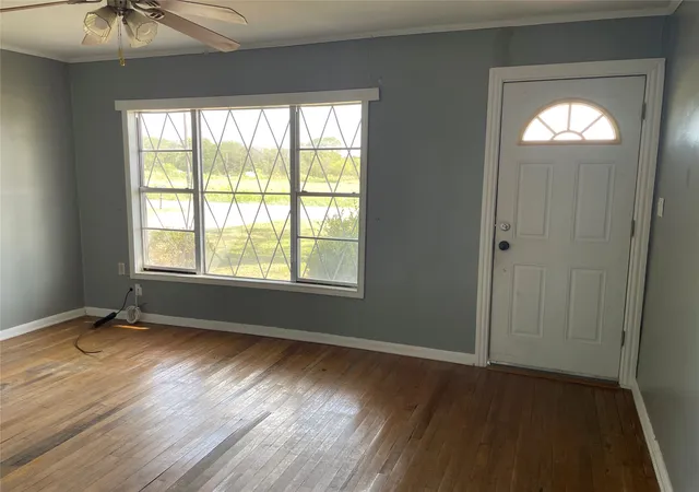 Photo 3 of Single family home for sale at 219 Playdium Dr, West, TX 76691 | MLS# 21391866 | Listing updated on 2026-09-23