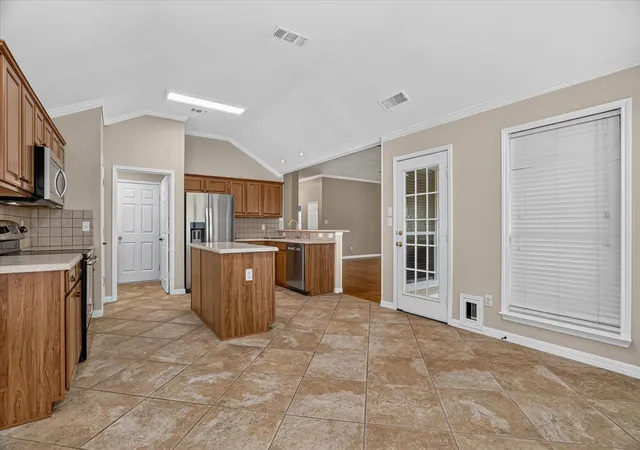 Photo 3 of Sale Pending at 1004 Eden St, Burleson, TX 76028 | MLS# 21391867 | Listing updated on 2026-10-07