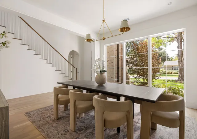 Photo 4 of Single family home for sale at 652 Harter Rd, Dallas, TX 75218 | MLS# 21391560 | Listing updated on 2026-09-27